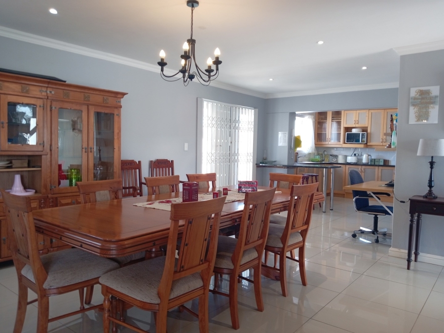 To Let 3 Bedroom Property for Rent in Laguna Sands Western Cape